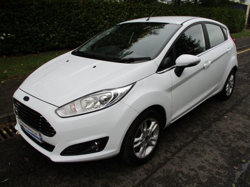 2014 Ford Fiesta 1.25 Zetec 5dr image 1