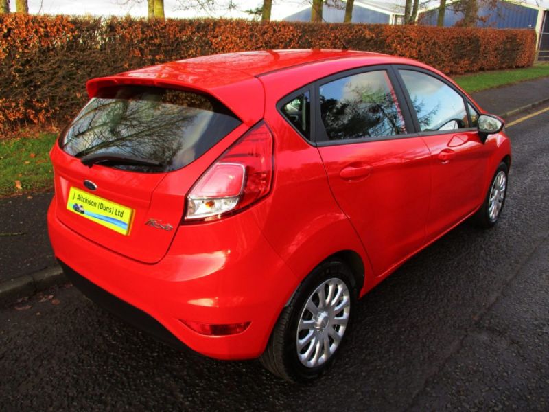 2014 Ford Fiesta 1.25 Style 5dr image 3