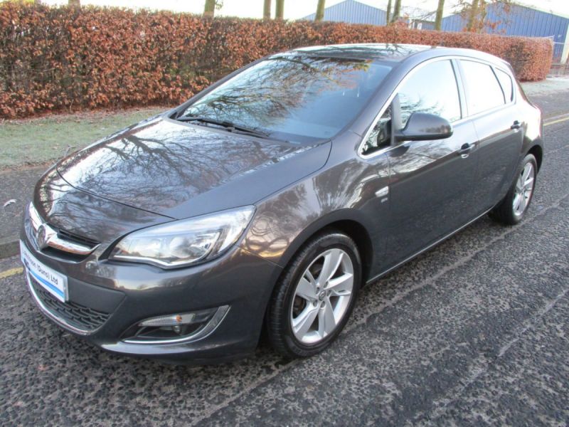 2014 Vauxhall Astra 1.6SRi 5dr image 1