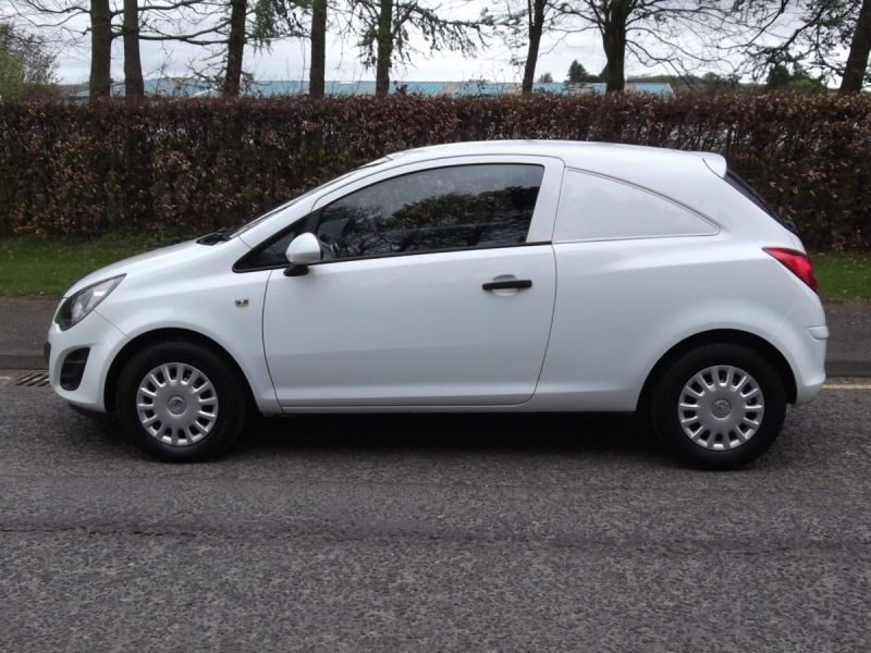 2013 Vauxhall Corsa 1.3CDTi image 6