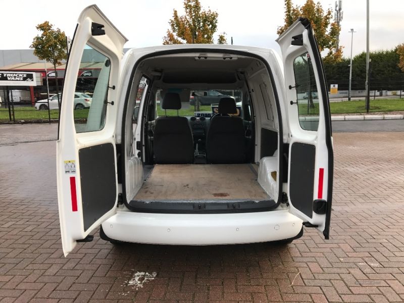 2015 Volkswagen Caddy 1.6 TDI image 5