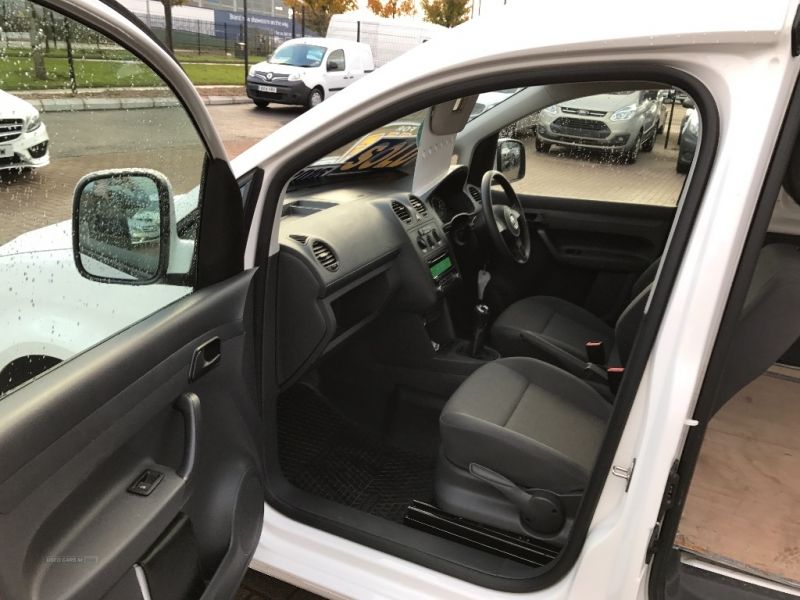 2015 Volkswagen Caddy 1.6 TDI image 7