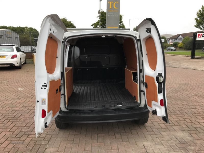 2014 Renault Kangoo 1.5 DCI image 5