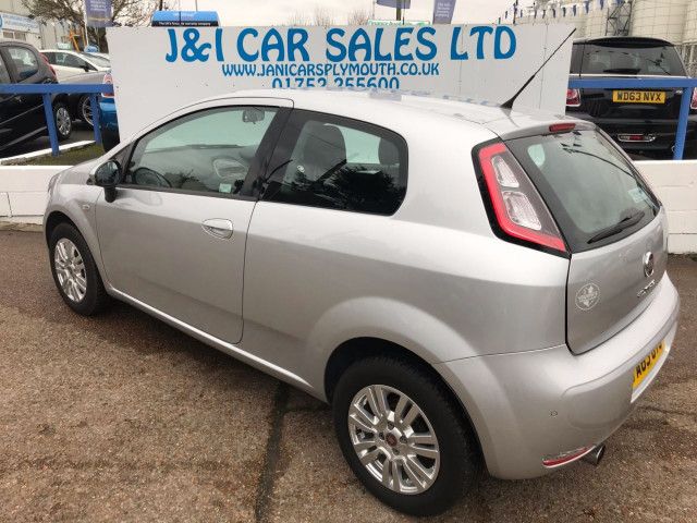 2014 Fiat Punto 1.2 3d image 4