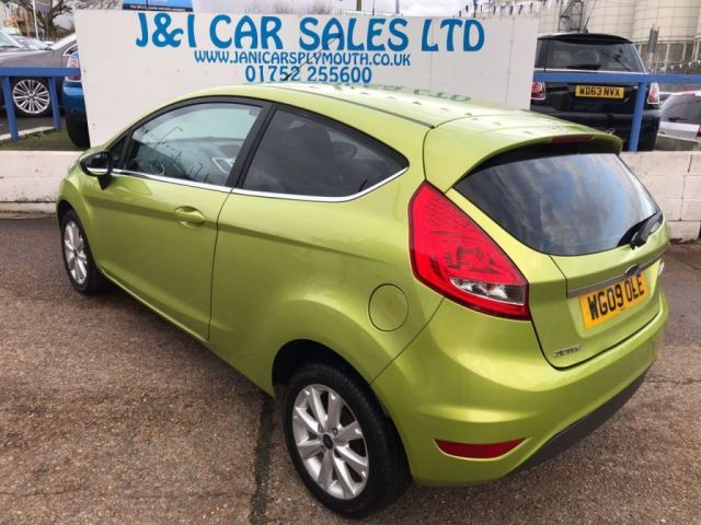 2009 Ford Fiesta 1.2 Zetec 3d image 5