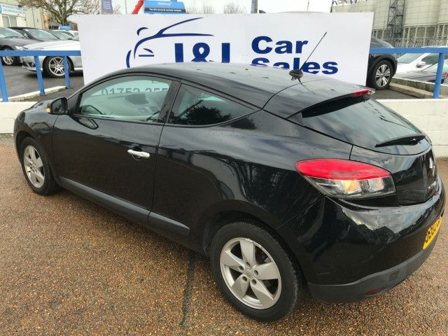 2011 Renault Megane 1.6 3d image 4