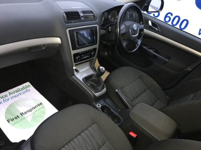 2009 Skoda Octavia 1.9 TDI 5d image 6