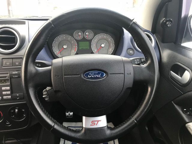 2006 Ford Fiesta 2.0 ST 16V 3d image 9