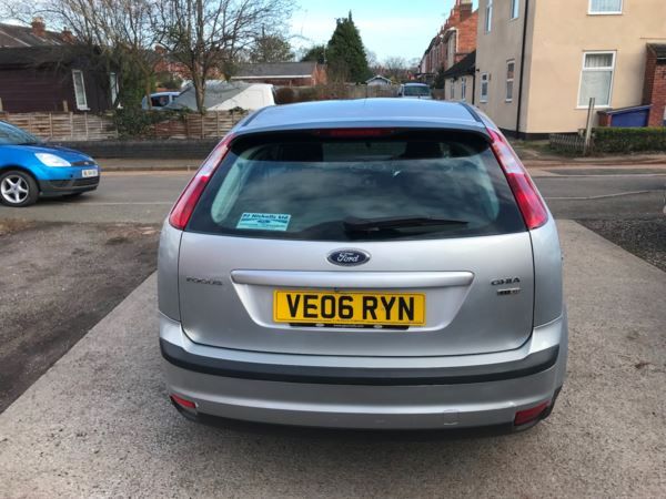 2006 Ford Focus 2.0 TDCi Ghia 5dr image 5