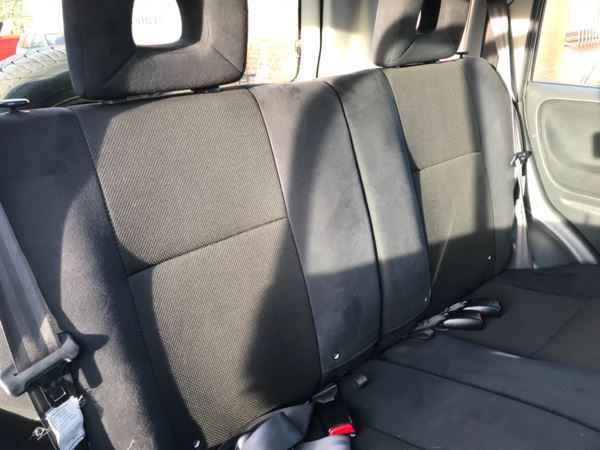 2004 Suzuki Grand Vitara 2.0 5dr image 8