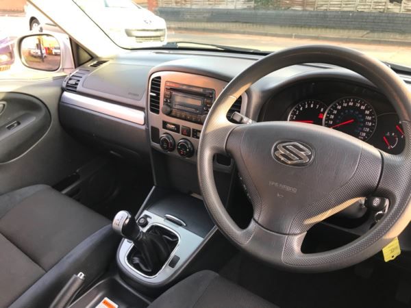 2004 Suzuki Grand Vitara 2.0 5dr image 9