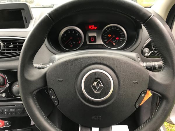 2011 Renault Clio 1.2 16V 5dr image 7