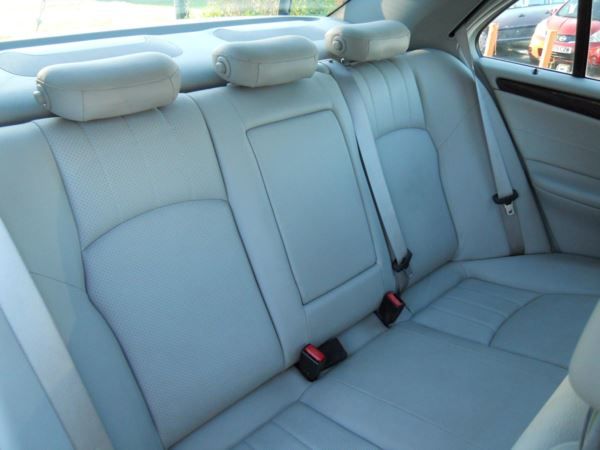2005 Mercedes-Benz C320 SE 4dr image 7