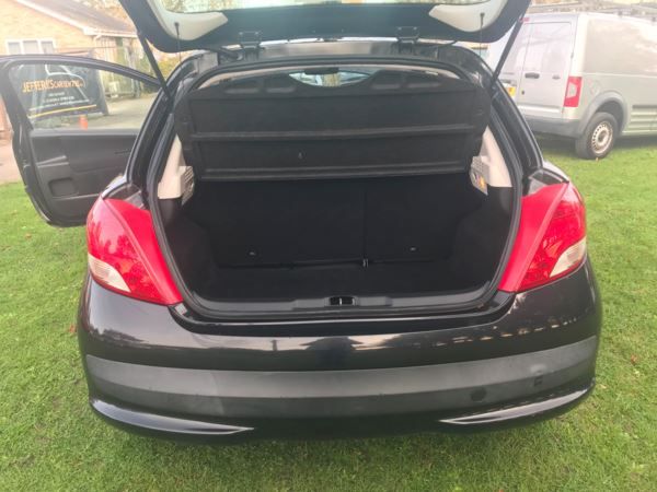 2011 Peugeot 207 1.4 Envy 3dr image 6