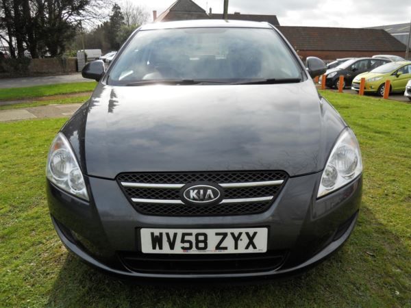 2008 Kia Ceed 1.6 CRDi GS 5dr image 2