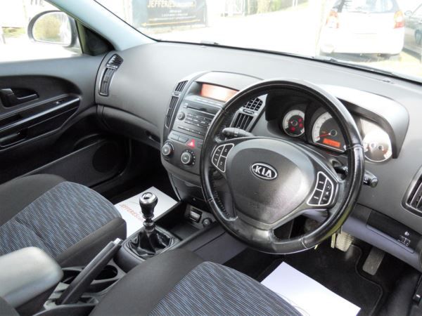 2008 Kia Ceed 1.6 CRDi GS 5dr image 9