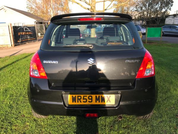 2009 Suzuki Swift GLX 5dr image 4