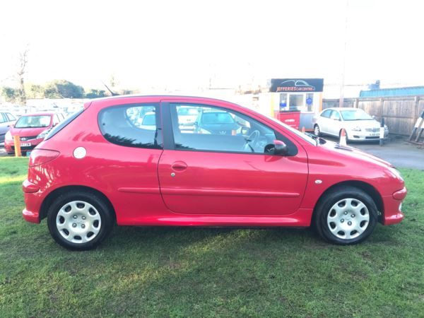 2009 Peugeot 206 1.4 3dr image 2