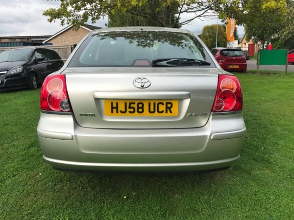 2008 Toyota Avensis 1.8 VVT-i 5dr image 4