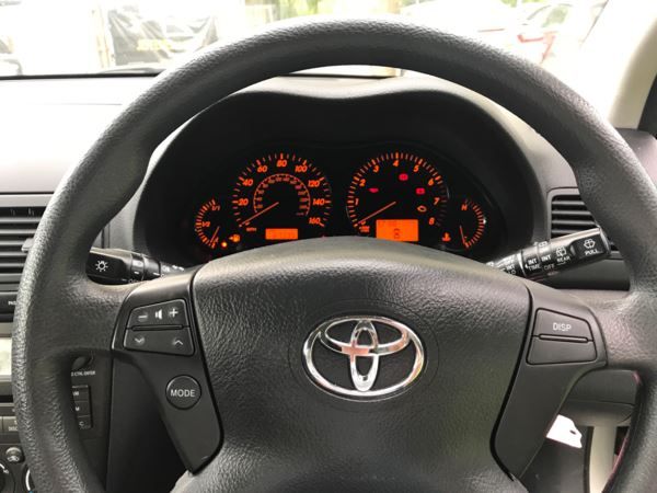 2008 Toyota Avensis 1.8 VVT-i 5dr image 6