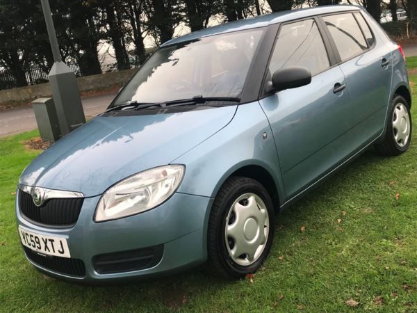 2009 Skoda Fabia 1.2 5dr image 1