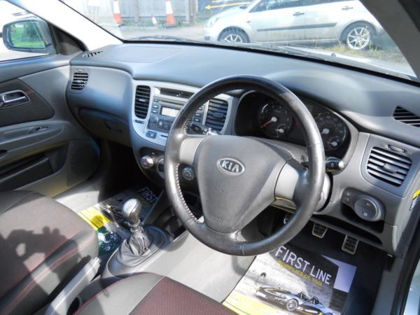 2009 Kia Rio 1.5 CRDI Sport 5dr image 9