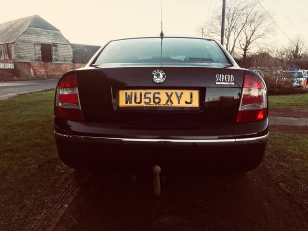 2006 Skoda Superb 2.0 TDI 4dr image 2