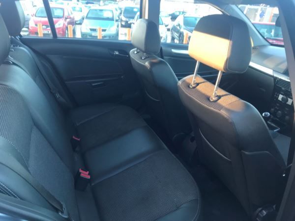 2009 Vauxhall Astra 1.8i 5dr image 9