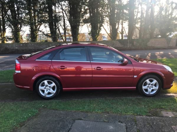2009 Vauxhall Vectra 1.9 CDTi 5dr image 4