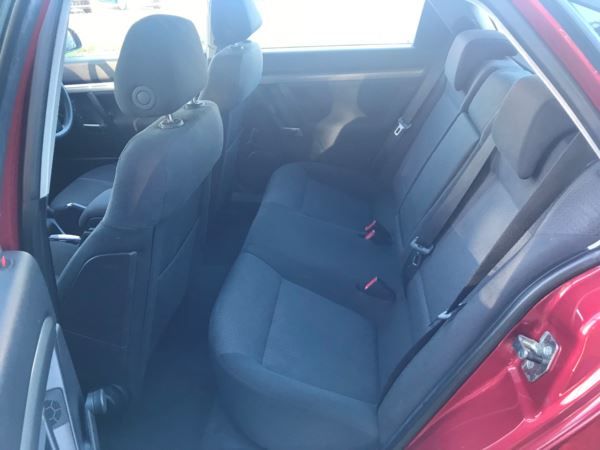 2009 Vauxhall Vectra 1.9 CDTi 5dr image 8