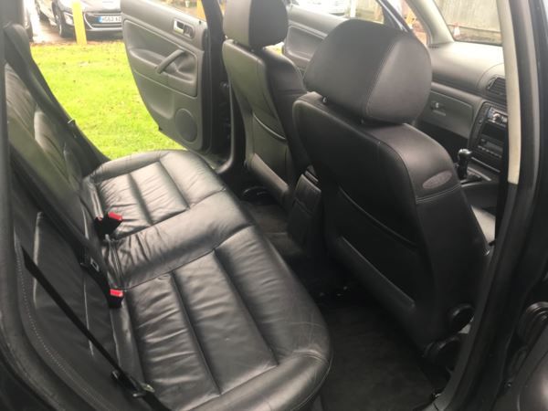 2003 Volkswagen Passat 1.9 TDI 4dr image 7