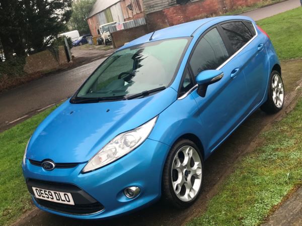 2010 Ford Fiesta 1.6 5dr image 1