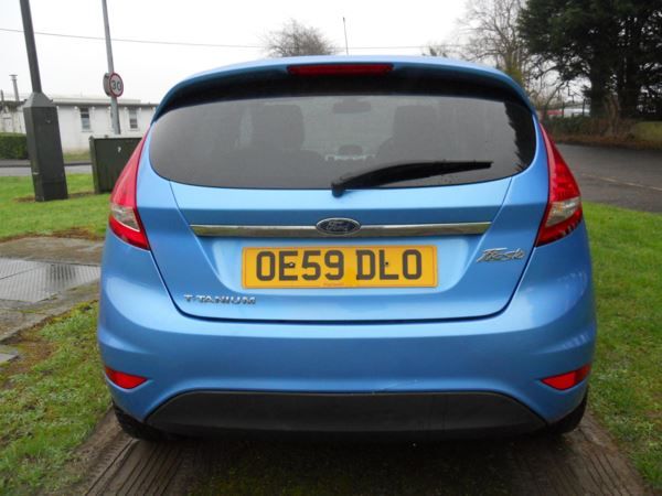 2010 Ford Fiesta 1.6 5dr image 4