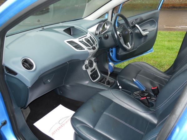 2010 Ford Fiesta 1.6 5dr image 7