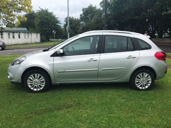 2012 Renault Clio 1.5 dCi 5dr image 2