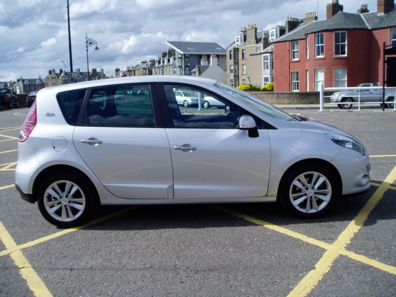 2012 Renault Scenic 1.6 16V 5dr image 4