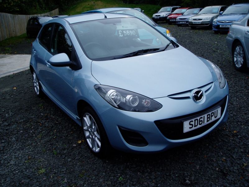 2011 Mazda 2 1.3 Tamura 5dr image 1