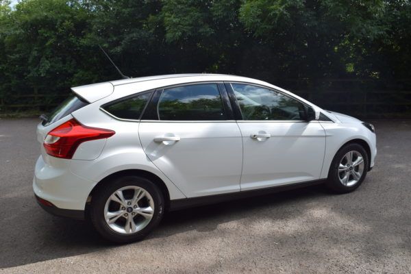 2014 Ford Focus 1.6 Zetec 5dr image 3