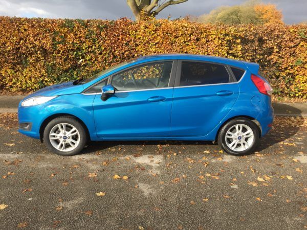 2015 Ford Fiesta 1.2 Zetec 5dr image 2