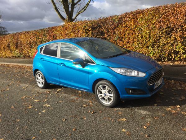 2015 Ford Fiesta 1.2 Zetec 5dr image 4