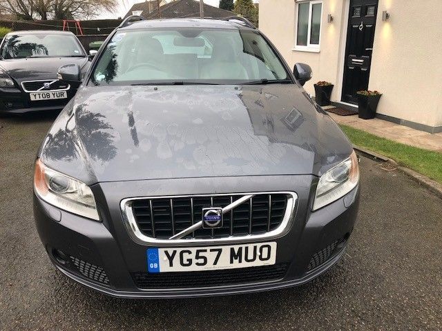 2007 Volvo V70 2.4 D5 SE 5dr image 2