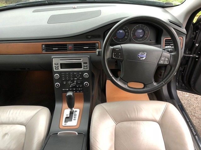 2007 Volvo V70 2.4 D5 SE 5dr image 7