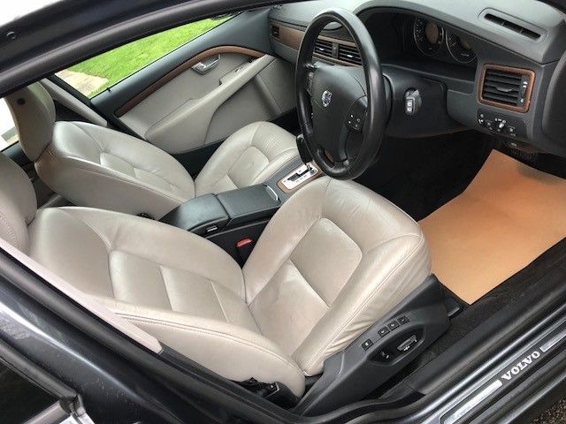 2007 Volvo V70 2.4 D5 SE 5dr image 9