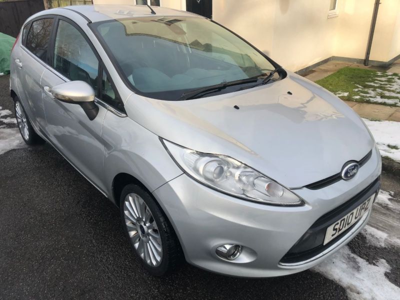 2010 Ford Fiesta 1.4 5dr image 1