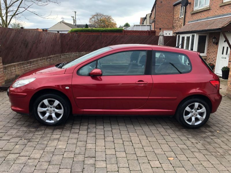 2006 Peugeot 307 1.6 S 3dr image 4