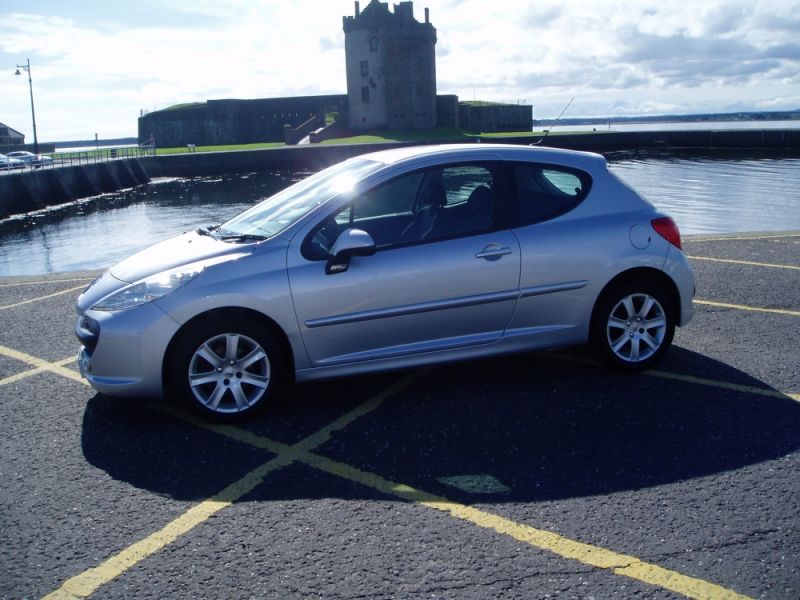 Peugeot 207 1.6 HDI Sport 3dr image 1