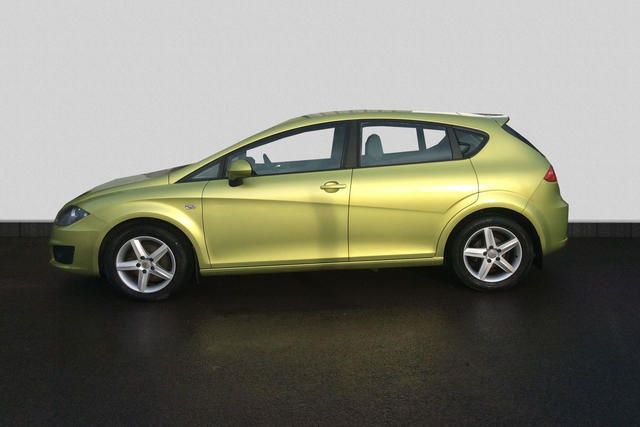 2010 Seat Leon 1.6 TDI S CR Ecomotive 5dr image 3