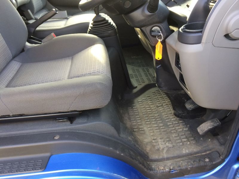 Nissan Cabstar 35.14 SHR C-C image 9