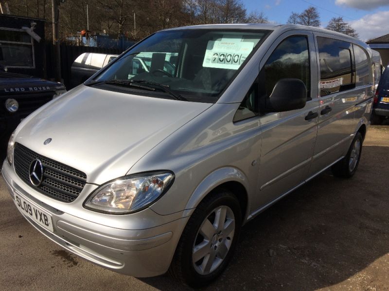 2009 Mercedes Vito 120 Cdi image 1