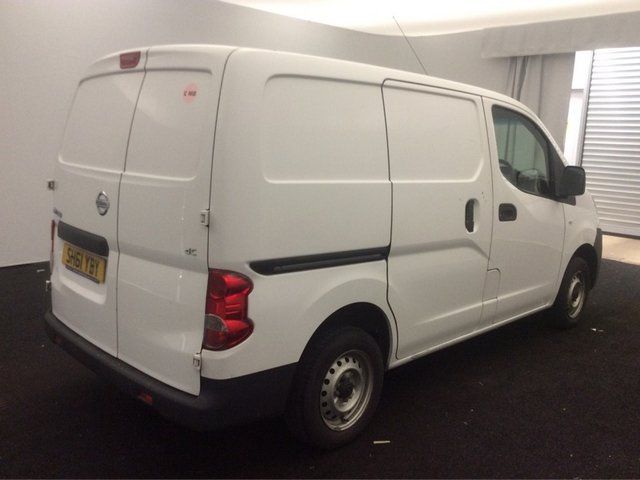 Nissan NV200 SE DCI image 4